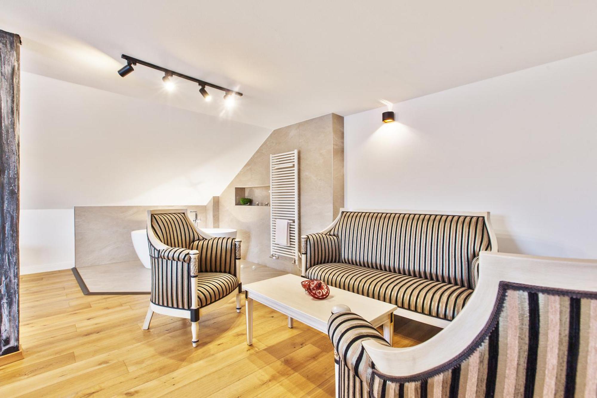 Brezno Central Apartments Екстер'єр фото