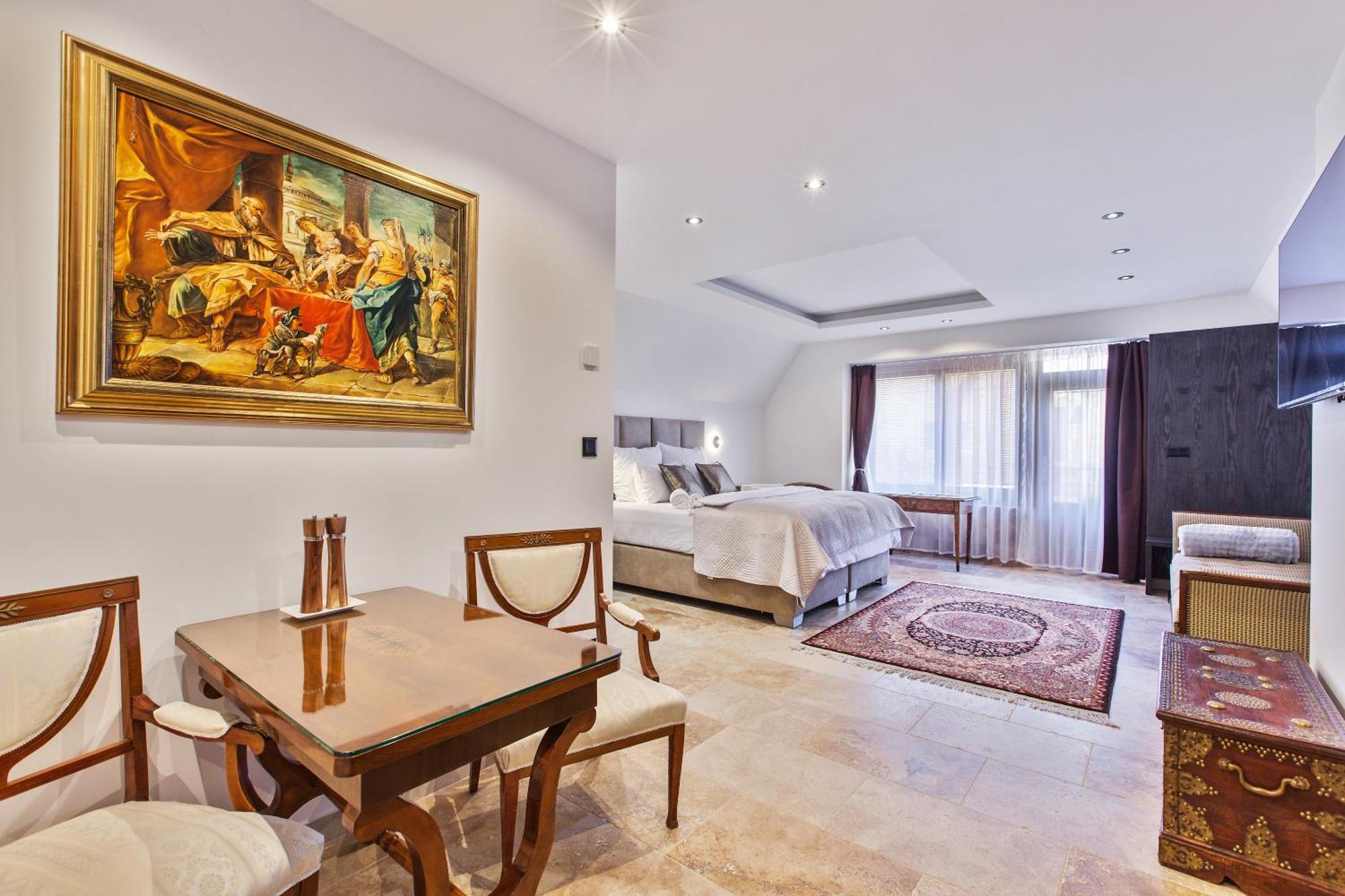 Brezno Central Apartments Екстер'єр фото