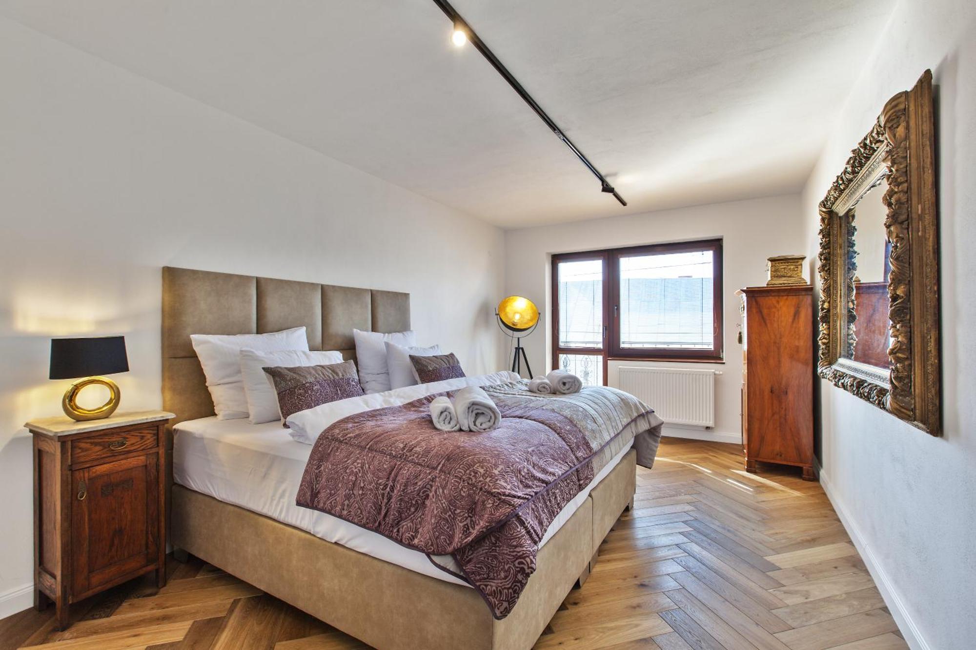Brezno Central Apartments Екстер'єр фото