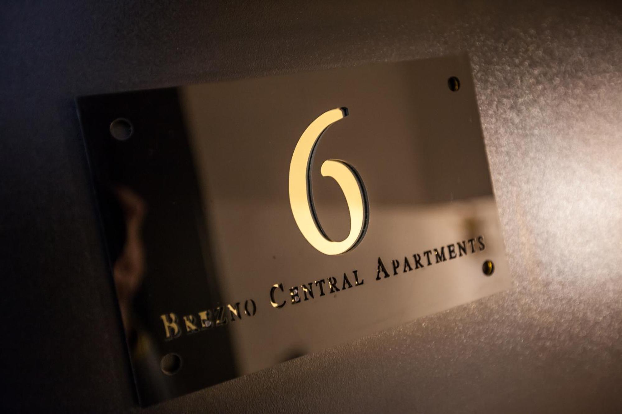 Brezno Central Apartments Екстер'єр фото