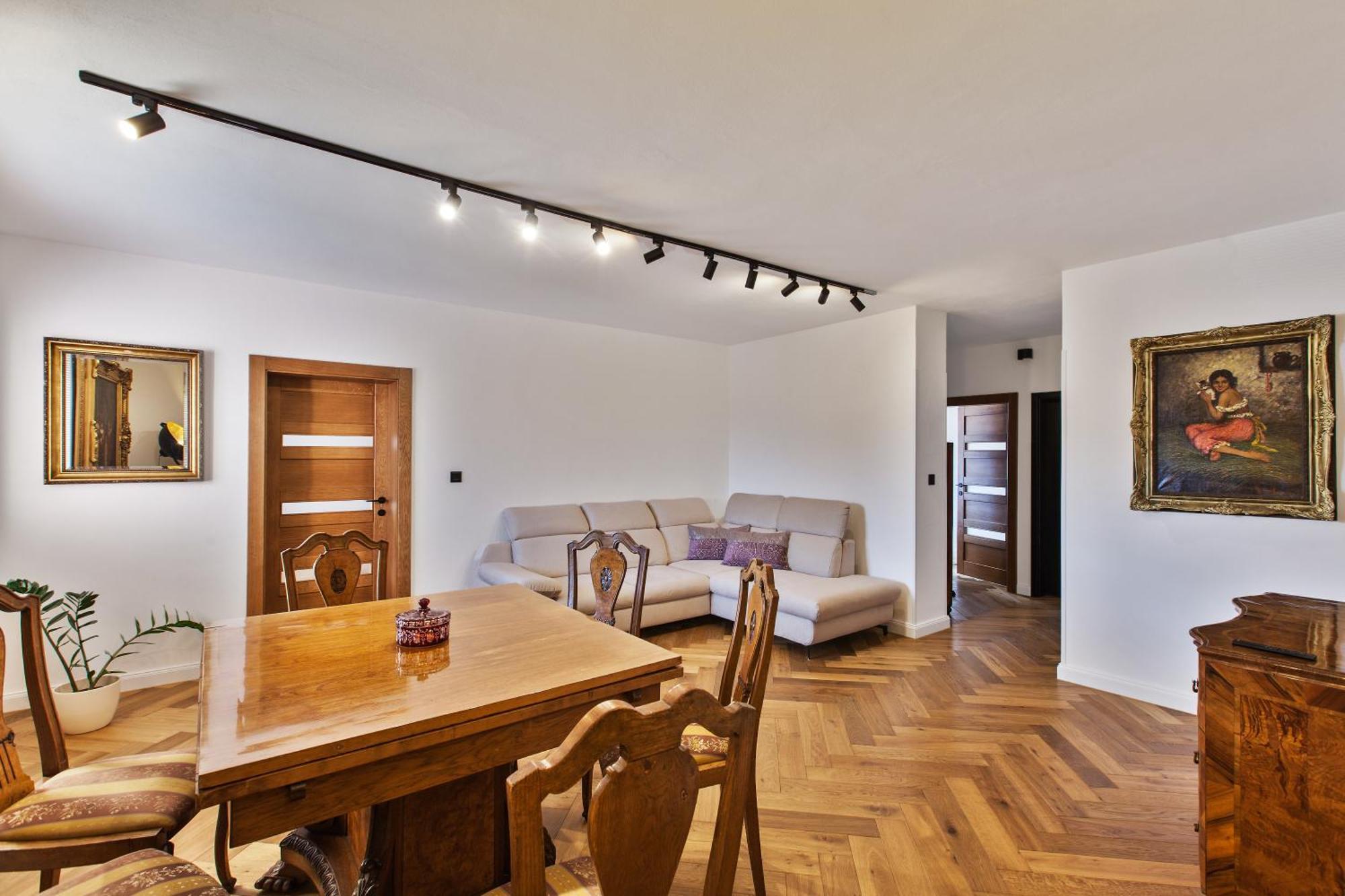 Brezno Central Apartments Екстер'єр фото